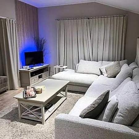 Luxe Heist *